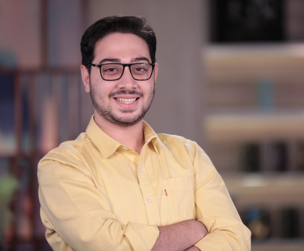مستر مصطفى عاطف